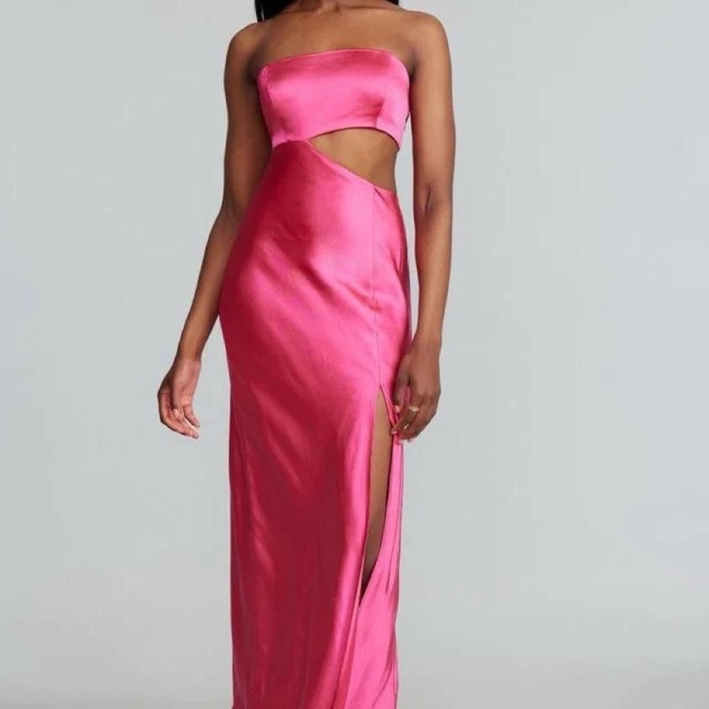 Dynamite Pink Strapless Gown for Weddings